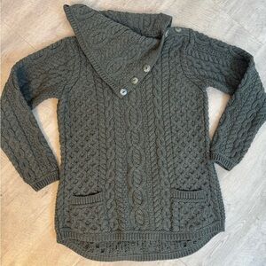Aran Crafts Moss Green Cable Knit Turtleneck Sweater, 100% wool, size Small